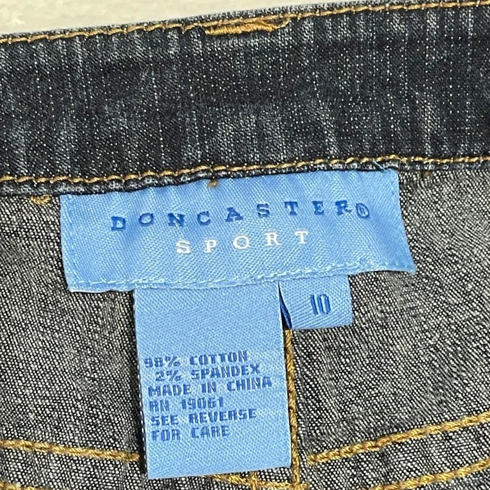 DONCASTER SPORT Women Dark Wash Stretch Denim Jeans Size 10‎ Straight Leg